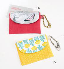 少しの布で簡単に手作り プリント生地がかわいいic用のパスケースの作り方 布小物 ぬくもり 布小物 小物 プリント ポーチ 簡単 パスケース icカード チェーン カード 手作り 作り方 ハンドメイド 手芸 nukumore ハンドメイド カードケース 縫製