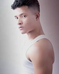 Víctor David (@vic.zavic) • Threads, Say more