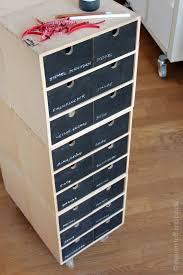 Moppe Mini Kommoden Make Over Auch Als Praktische Aufbewahrung Fur Schrauben Dubel Und Haken Fur Die Werkstatt Verfugbar Schmales Regal Tafelfarbe Ikea Diy