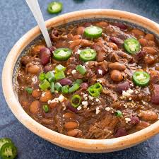 A Hearty Beef Chili Recipe Made With Lots Of Beef Chuck Flavorful Spices And A Variety Of Chili Peppers When It Come Beef Chili Recipe Stuffed Peppers Chili