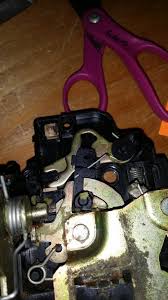 You can hear the mechanism in the door work but it stays locked and only opens . 2008 Driver Door Won T Unlock W Fob Audiforums Com