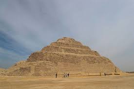 Die pyramide (von altgriechisch πυραμίς pyramis gen. Alteste Pyramide Agyptens Kann Wieder Von Innen Bestaunt Werden Archaologie Derstandard De Wissen Und Gesellschaft