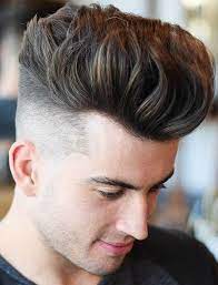 Deben dejar crecer por debajo de los hombros y luego los peinados serán variados. Corte De Pelo Degradado Y Moderno Para Adolescentes