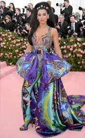 Dua Lipa From 2019 Met Gala Red Carpet Fashion Met Gala Dresses Met Gala Outfits Gala Fashion