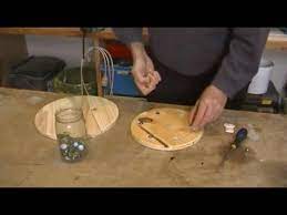 Mesurer le diamètre de la base de la vanne d'admission. Dessous De Plat Tournant Avec Des Billes Youtube