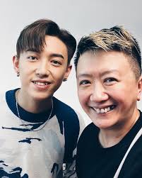 友啤「 #我友主義-氣味篇」調香師Xavier Tsang創作新色味餐飲體驗Director's Cut Client: YAU Brewery  Production: ZhuDan Workshop Director: 王佇丹@ZhuDan Workshop DP: @barry_chung  PM: @nelson_wang Audio: 阿堂