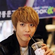 O Tipini Yirim Ya Portlek Goz D Cnblue Jung Yong Hwa Musician