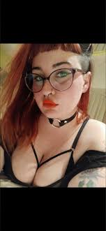 Madamme Laru - Fleshbot