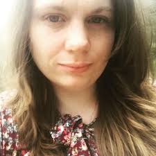 Hollie (@HollieArnavut)