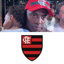 🎙️ Andrew: “Eu queria que minha mãe estivesse aqui para sentir o olhar  dela nesse momento. Minha mãe trabalhou 1 ano e meio na limpeza lá na  Gávea. Era torcedora do Flamengo