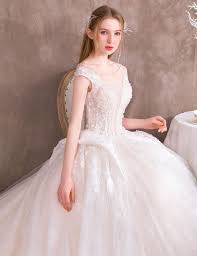 Ich habe dieses projekt gestartet, da es zwar zahllose aktienfonds gibt, aber keiner mich so zufriedengestellt hat, dass ich gerne mein eigenes geld dort investiert hätte. Brautmode2020 Brautkleid2020 Vintage Boho Hochzeit2020 Brautkleid Hochzeit2020 Weddinginspiration Brautkleider Ho Brautmode Braut Blumenmadchen Kleid