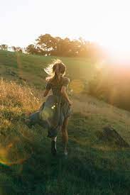 Let S Take This Outside Photography Inspiration Fall Photoshoot Photoshoot Inspiration