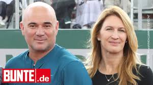 Visitez le profil et les réalisations de stephanie heinrich (stephy_graph) sur graphiste.com, la communauté des créatifs. Steffi Graf Andre Agassi Neues Video Von Sohn Jaden Und Es Zeigt Wie Talentiert Er Wirklich Ist Youtube