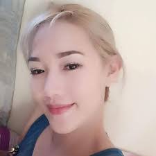 Jane Marcelo's Instagram, Twitter & Facebook