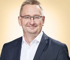 Vorstand und Aufsichtsrat