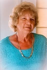 Denise Caywood's Instagram, Twitter & Facebook