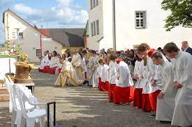 Christi himmelfahrt ist ein gesetzlicher feiertag in allen deutschen bundesländern. Chor Rast Bichtlingen Christi Himmelfahrt 2014