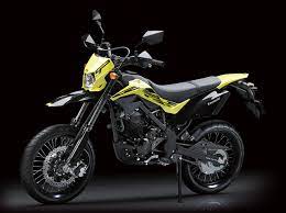 It is quite comfortable and has got wide tyres than common dirt bikes. D Tracker 150