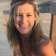 Dana Dowdy's Instagram, Twitter & Facebook