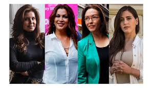 El seudónimo de la próxima jefa comunal era «maca ripa». Vina Del Mar La Mediatica Contienda Entre Rostros Televisivos Mujeres Y Un Exmarino La Tercera