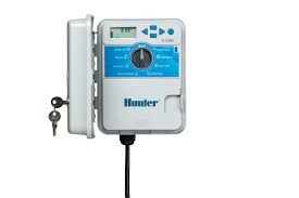 Hunter sprinkler system parts are known to be the best in class for optimal performance and reliable construction. Hunter X Core Steuergerate Controller Outdoor X Core Outdoor X Core 801 E 8 Stationen Gartenbewasserung Planen Rasenbewasserung Irritec Hunter Industries Rainbird Gardena Online Shop Ventilbox Versenkregner Tropfschlauch