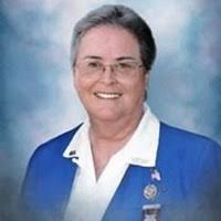 Lori Pipes's Instagram, Twitter & Facebook