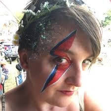 Lesley Babb (@LesleyBabb)