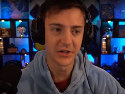 Gamer with 24 million followers praises the name of Jesus online