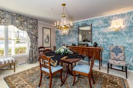 They can also provide interesting contrast in a contemporary dining room. 17 Elegant Traditional Dining Room Designs You Ll Love