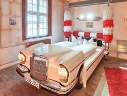 Ev Dekorasyonu Icin Araba Parcalari Kullanmak Ev Dekoru Mobilya Fikirleri Ev Dekorasyonu