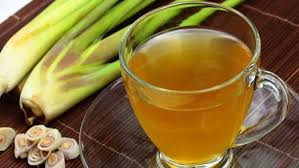 Jamu kunyit, jahe, serai selanjutnya membuat jamu kunyit, jahe, dan serai. Resep Wedang Jahe Sereh Hangat Obat Batuk Dan Pilek Lifestyle Fimela Com