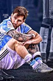 Bizarrely, of all the trophies messi has collected in his career, the tattoo only pays tribute to the copa del rey wins of 2012 and 2015. Messi Fotos De Messi Fotos De Futbol Lionel Messi