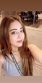 Diana Hakim's Instagram, Twitter & Facebook