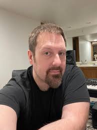 Introduction to bike enthusiast with photo and discussion