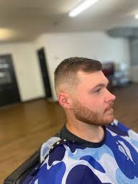 Barber Clara Wood