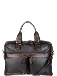 Serviette Porte Main Travers Pour Pc15 Signee Lancaster L Interieur Entierement Double Peut Contenir Des Formats A4 Et Dispose D U Sac Serviette Sac Besace