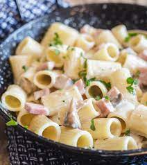 Before anything, cook the pasta according to package directions and reserve 1/2 cup of pasta cooking water for the sauce. Creamy Mushroom Ham Pasta A Quick And Easy Pasta Dish