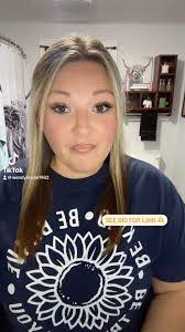 Wendy Lamar's Instagram, Twitter & Facebook