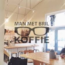 Man Met Bril Koffiebar Het Hoofdkantoor Koffiebar Koffie Rotterdam