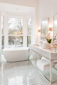 24 Mostly All White Bathrooms To Swoon Over Life Love Shiplap In 2020 Bathroom Decor Luxury Modern Master Bathroom Master Bathroom Renovation