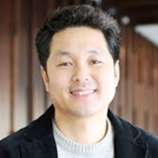 Ariel Yuen's Instagram, Twitter & Facebook