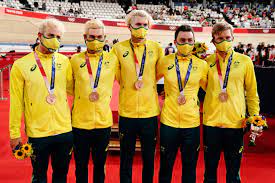 The aussie spirit, the australian women's softball team, will be among the first athletes to arrive in japan for the tokyo olympics after leaving sydney on monday. Fjfm9xaz8806nm