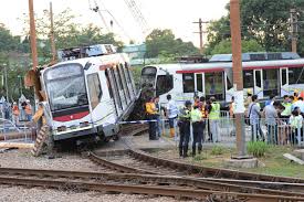 The liebherr excavater r970 crash at the construction site. 62 Injured In Light Rail Accident In Hong Kong China Chinadaily Com Cn
