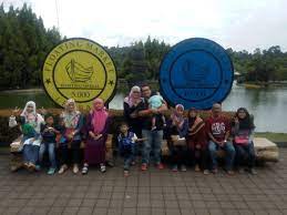 Pakej percutian ke bandung 4d3n untuk 6 orang rm300. Pakej Percutian Ke Bandung 4d3n Untuk 6 Orang Rm300 Emirtour Trip Ke Bandung Jogjakarta 2021