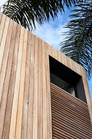 With A Restricted Palette And Commitment To Introducing Natural Light Into The Narrow Bones Of An Existing Victo Architect New Zealand Architecture Albert Park