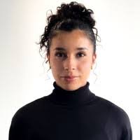 2100+ perfiles de «Matilde»