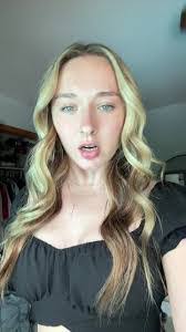 Megan Menefee's Instagram, Twitter & Facebook