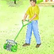 Comment Reussir L Aeration Du Gazon Methode Et Conseils En 2020 Gazon Aeration Pelouse