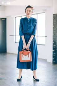 今日のコーデ 清潔感あふれるシャツワンピ見えセットアップは朝寝坊した日の救世主 佐藤栞里 ファッションスタイル ファッション ファッションアイデア