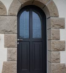 Vous obtenez une facture totale à 1690 €. Pose De Porte D Entree Aluminium Contemporaine Et Design Sur Rennes Chantepie Cesson Sevigne Janze Chateaugiron